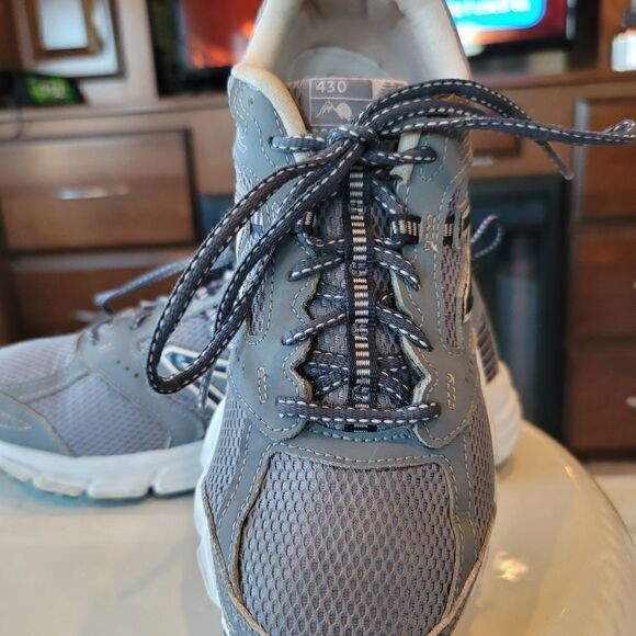 New Balance Women's Shoes - Picture 1 of 5
